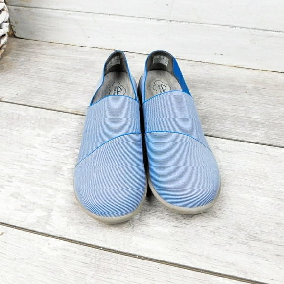 CLARKS CLOUD STEPPERS WM 9.5 BLUE STRIPE SLIP ONS - Picture 4 of 6